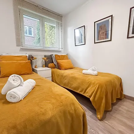 Aux Portes De Lille, Grand T3 Avec Balcon Et Wi-fi * Loos